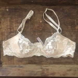 Victoria Secret Dream Angels Sexy Bra, size 34b